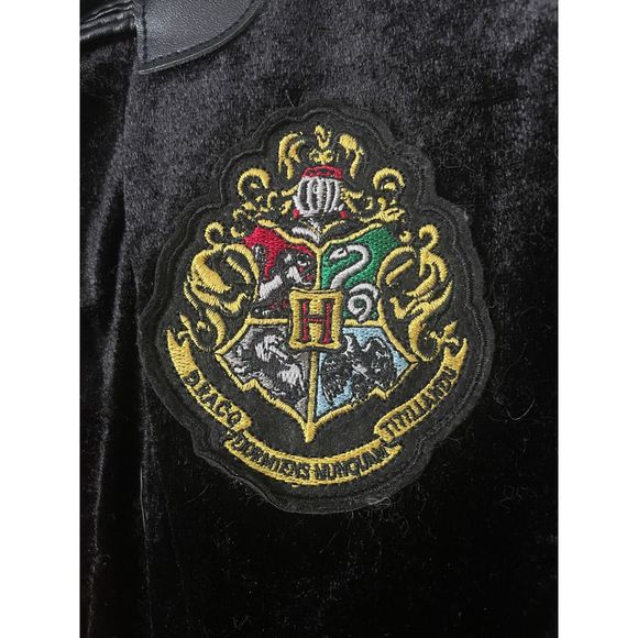 ~ Hermione Granger Costume Med: Wand Light-Up, Robe/Cloak, Tie Halloween Girl's - Picture 4 of 14